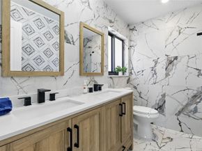 2105 NE 62nd St, Fort Lauderdale FL 33308