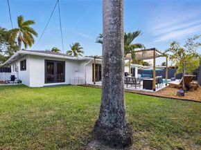 2105 NE 62nd St, Fort Lauderdale FL 33308