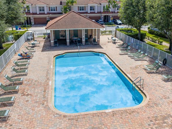 109 Nottingham Place, Boynton Beach FL 33426