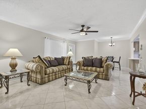 309 Knotty Pine Cir Circle D1, Greenacres FL 33463