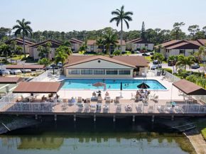 309 Knotty Pine Cir Circle D1, Greenacres FL 33463