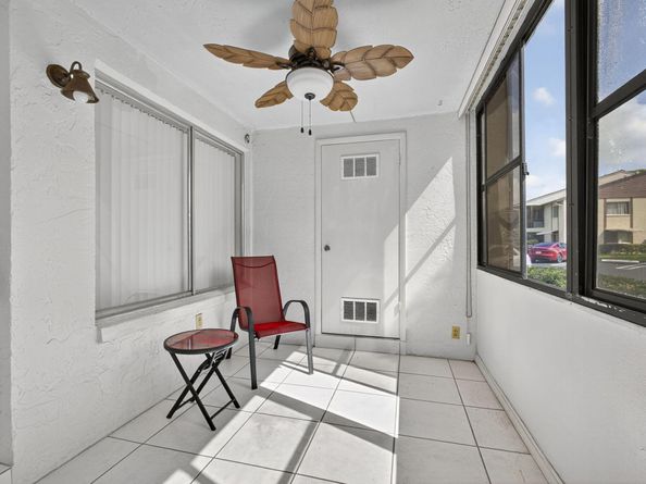 309 Knotty Pine Cir Circle D1, Greenacres FL 33463