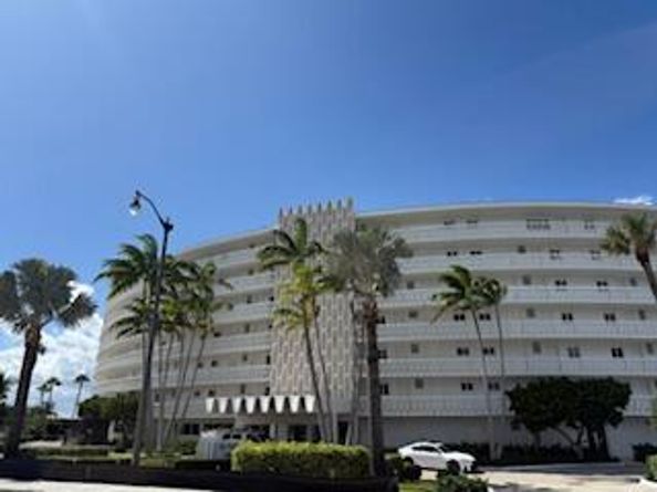 2505 S Ocean Boulevard 205, Palm Beach FL 33480