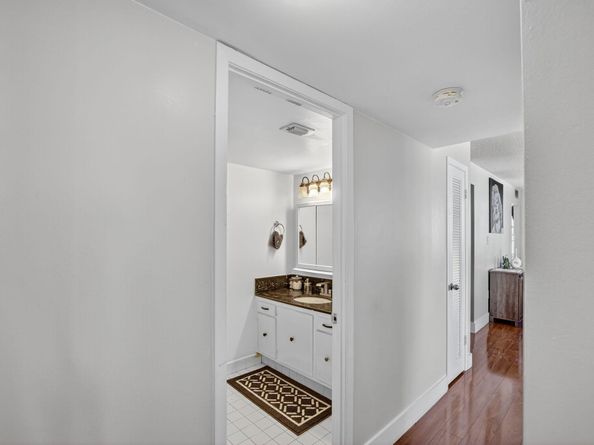 18051 Biscayne Boulevard 1104, Aventura FL 33160