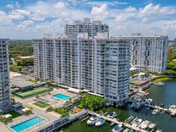 18051 Biscayne Boulevard 1104, Aventura FL 33160
