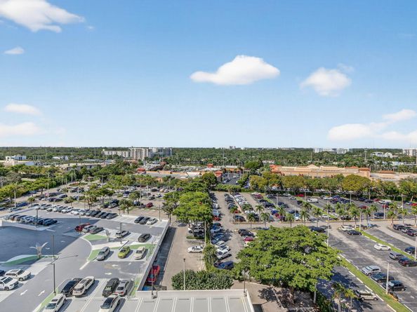 18051 Biscayne Boulevard 1104, Aventura FL 33160