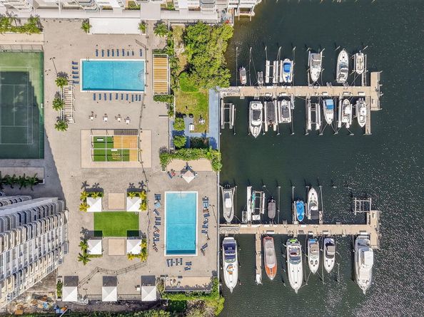 18051 Biscayne Boulevard 1104, Aventura FL 33160