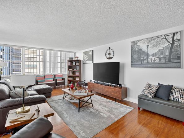 18051 Biscayne Boulevard 1104, Aventura FL 33160