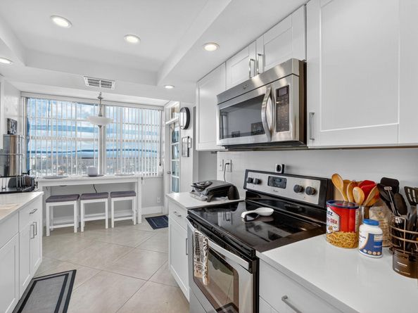 18051 Biscayne Boulevard 1104, Aventura FL 33160