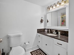 18051 Biscayne Boulevard 1104, Aventura FL 33160