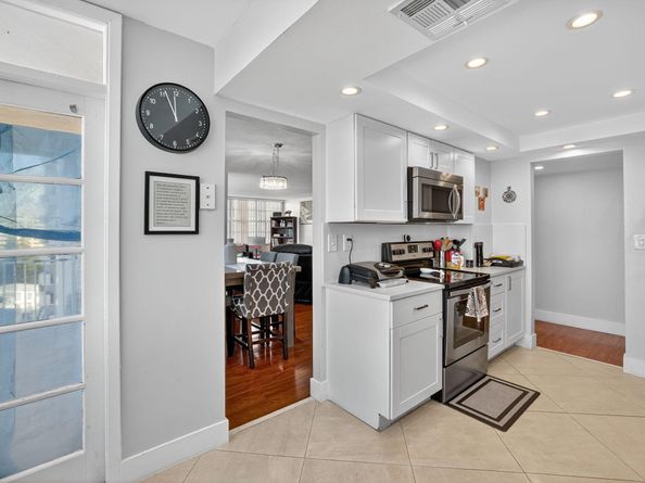 18051 Biscayne Boulevard 1104, Aventura FL 33160