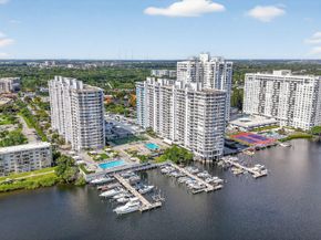 18051 Biscayne Boulevard 1104, Aventura FL 33160