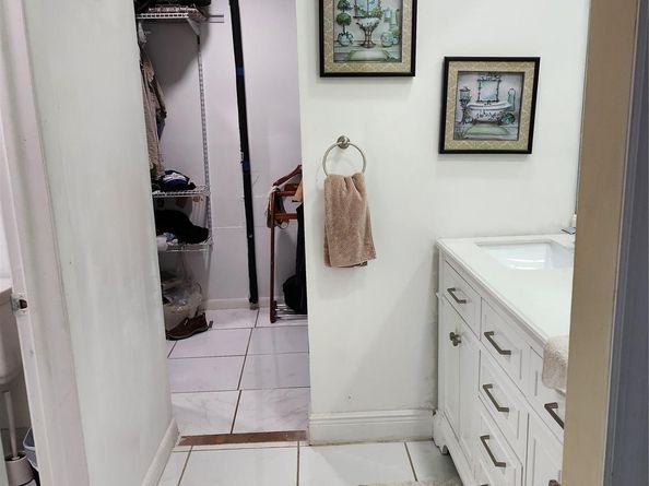 2368 SW 17th Dr, Deerfield Beach FL 33442