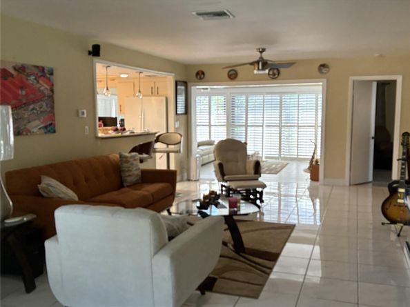 2368 SW 17th Dr, Deerfield Beach FL 33442