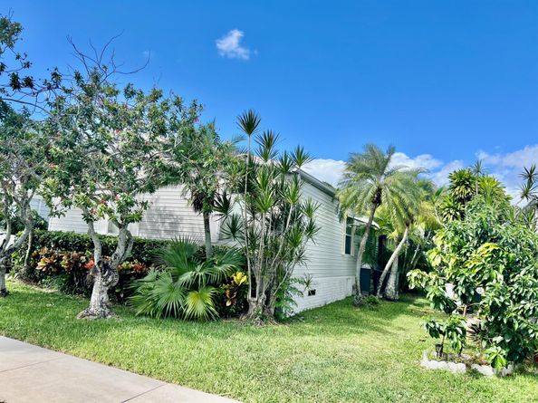 3311 NW 64th Court, Coconut Creek FL 33073