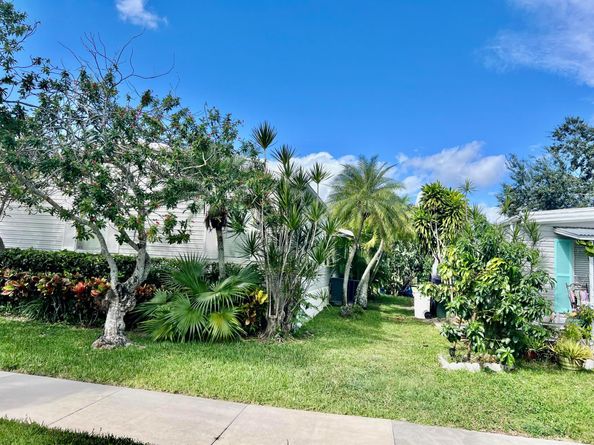 3311 NW 64th Court, Coconut Creek FL 33073