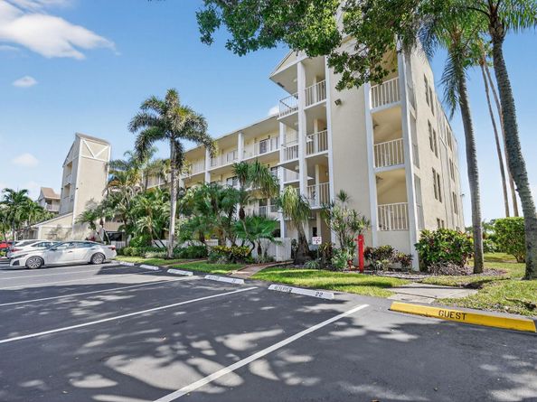 7270 Ashford Place 208, Delray Beach FL 33446