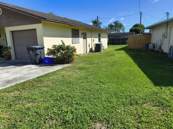 3694 Brooklyn Lane, Lake Worth FL 33461