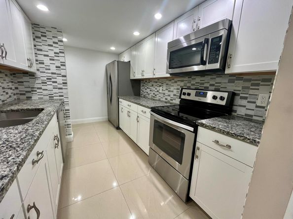 301 Croton Avenue 406, Lantana FL 33462