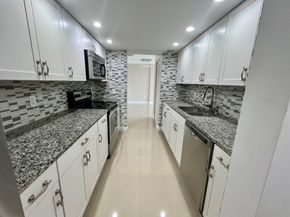 301 Croton Avenue 406, Lantana FL 33462