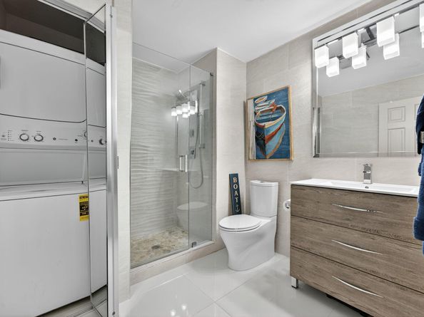 8450 Casa Del Lago J, Boca Raton FL 33433