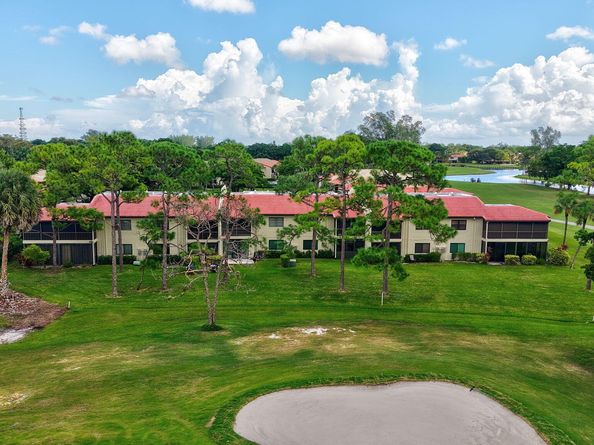8450 Casa Del Lago J, Boca Raton FL 33433