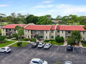 8450 Casa Del Lago J, Boca Raton FL 33433