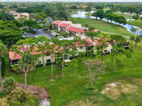8450 Casa Del Lago J, Boca Raton FL 33433