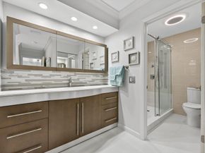 8450 Casa Del Lago J, Boca Raton FL 33433