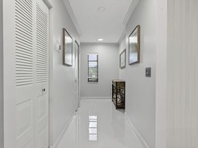 8450 Casa Del Lago J, Boca Raton FL 33433