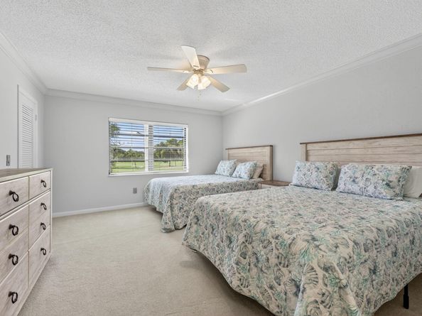 8450 Casa Del Lago J, Boca Raton FL 33433