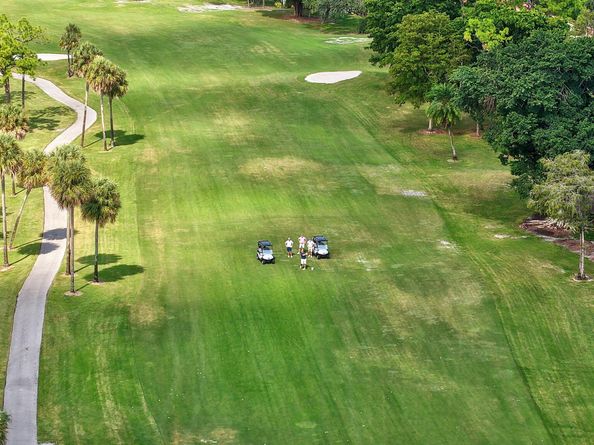 8450 Casa Del Lago J, Boca Raton FL 33433