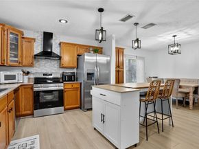 5904 Blue Beech Ct, Tamarac FL 33319