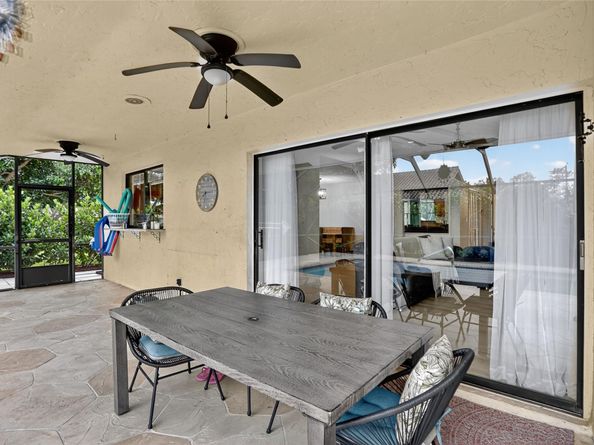 5904 Blue Beech Ct, Tamarac FL 33319
