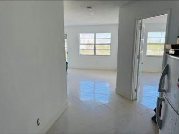 1130 11th St 6J, Miami Beach FL 33139