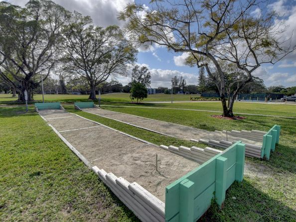 4001 Durham A 4001, Deerfield Beach FL 33442