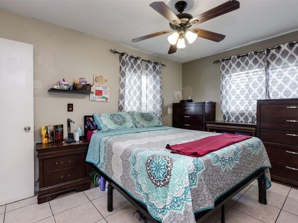 1610 SW 68th Ter, North Lauderdale FL 33068