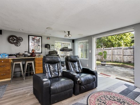 1610 SW 68th Ter, North Lauderdale FL 33068