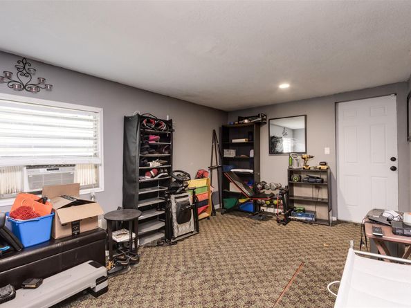 1610 SW 68th Ter, North Lauderdale FL 33068