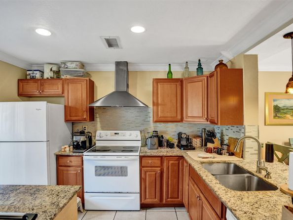 10291 NW 33rd St 2, Coral Springs FL 33065