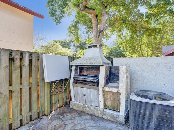 10291 NW 33rd St 2, Coral Springs FL 33065