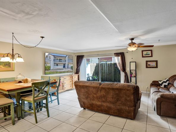 10291 NW 33rd St 2, Coral Springs FL 33065