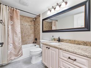 6181 Balboa Cir 403, Boca Raton FL 33433