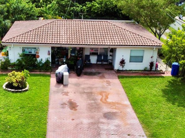 112 Prospect Road, Lantana FL 33462