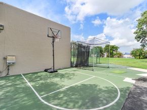 10382 NW 24th Pl 201, Sunrise FL 33322