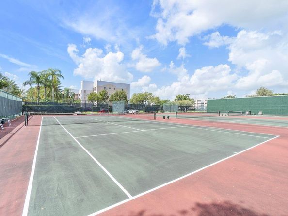 10382 NW 24th Pl 201, Sunrise FL 33322