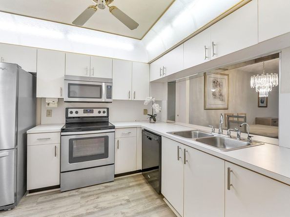 10382 NW 24th Pl 201, Sunrise FL 33322