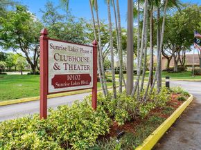 10382 NW 24th Pl 201, Sunrise FL 33322