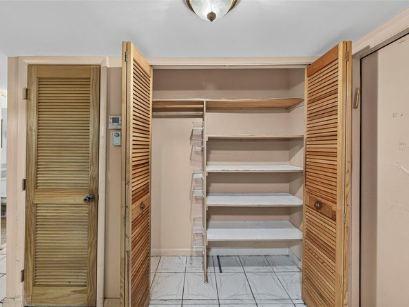 2900 N Pine Island Rd 312, Sunrise FL 33322