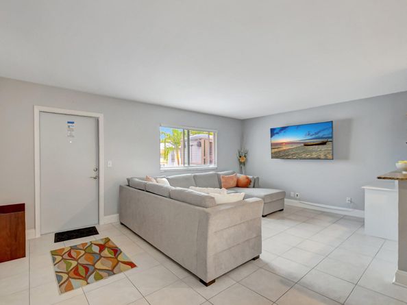 566 Brittany L, Delray Beach FL 33446